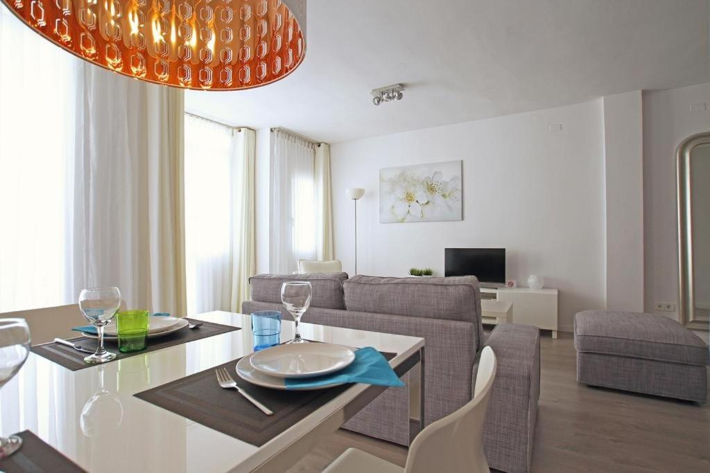 Warm Sands Apartment By Hello Homes Sitges Esterno foto