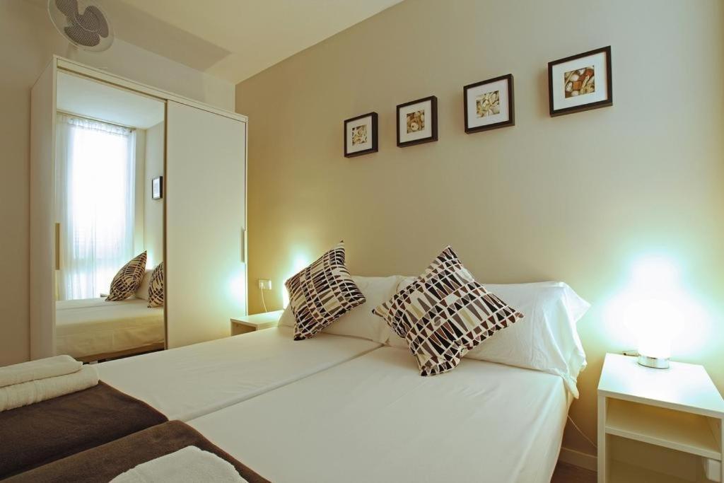 Warm Sands Apartment By Hello Homes Sitges Esterno foto