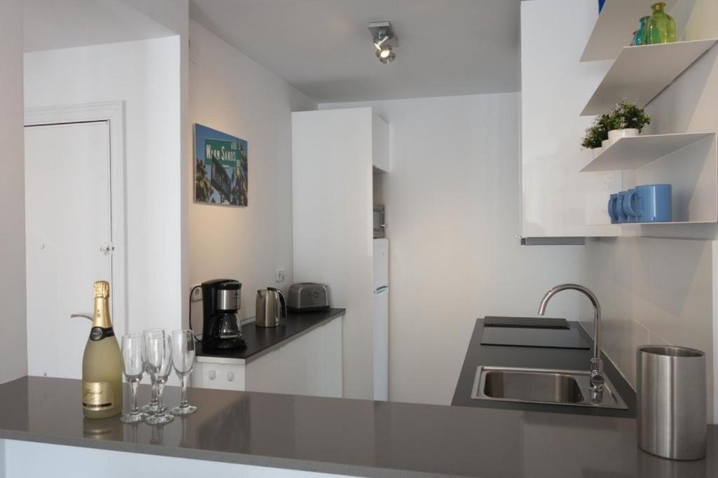 Warm Sands Apartment By Hello Homes Sitges Esterno foto